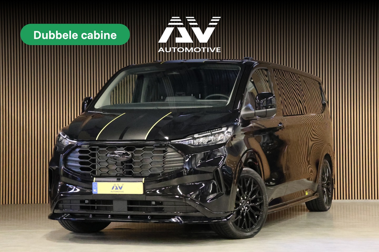 Ford Transit Custom - 320 2.0 TDCI L2H1 DC Limited 170 PK | BPM VRIJ | ACC | Blind Spot | Navigatie | Camera | C - AutoWereld.nl