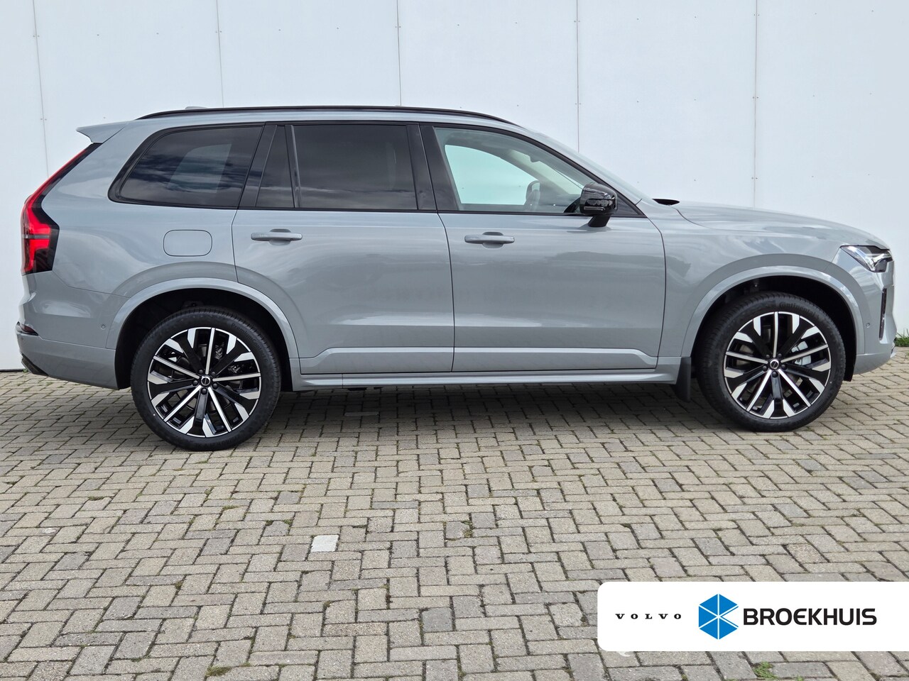 Volvo XC90 - T8 Ultra Dark Nieuw Model! | Pano | HUD | BLIS | - AutoWereld.nl