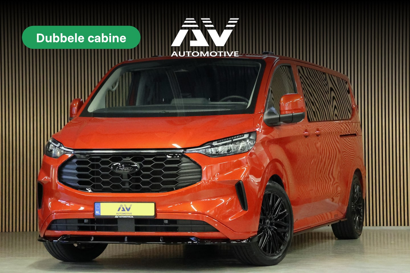 Ford Transit Custom - 320 2.0 TDCI 170PK L2H1 DC LIMITED | L+R Schuifdeur | Dubbel Cabine | ACC | Blind Spot | N - AutoWereld.nl