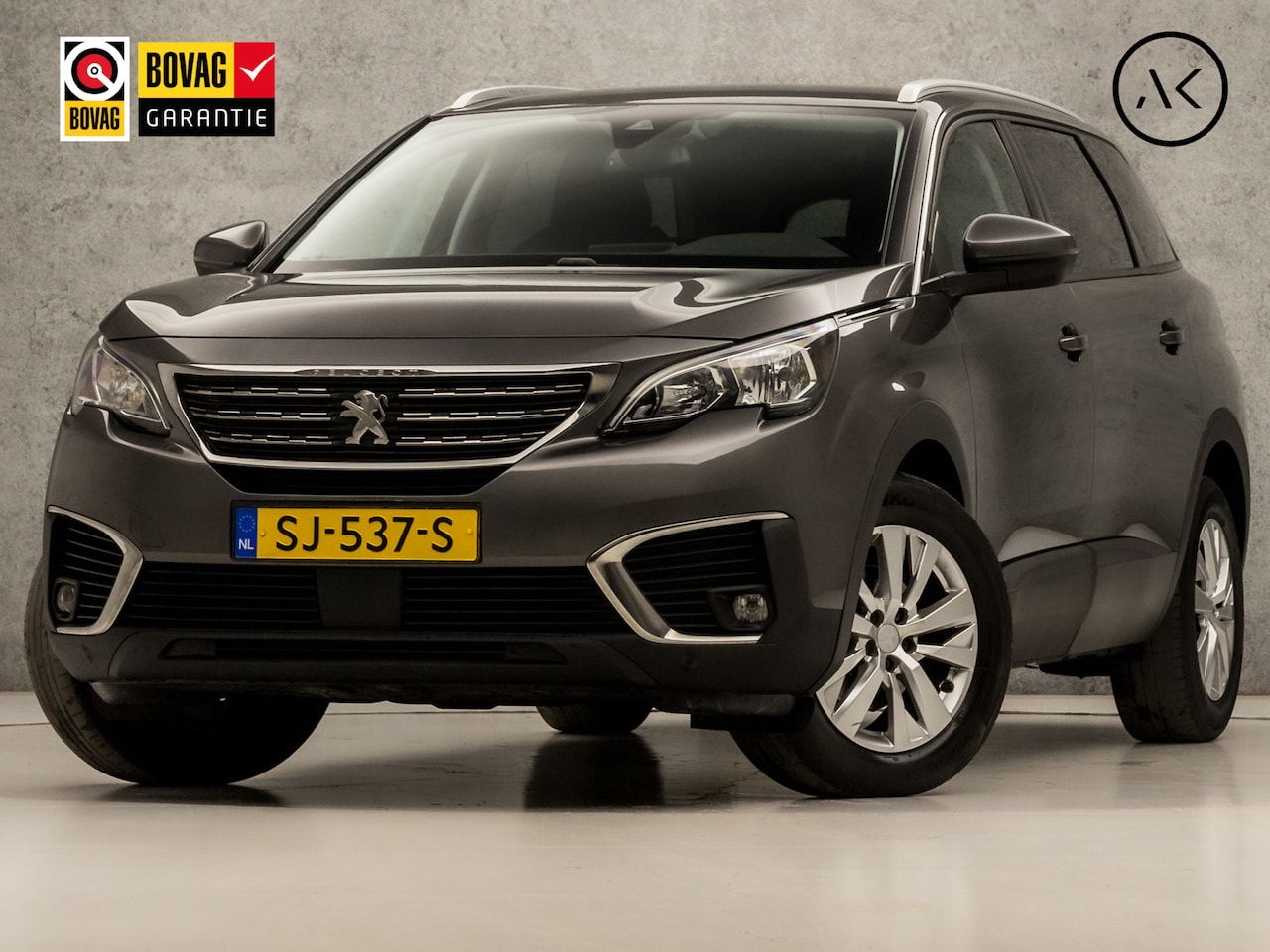 Peugeot 5008 - 1.2 PureTech Sport 7 Persoons (APPLE CARPLAY, GROOT NAVI, PARKEERSENSOREN, SPORTSTOELEN, C - AutoWereld.nl
