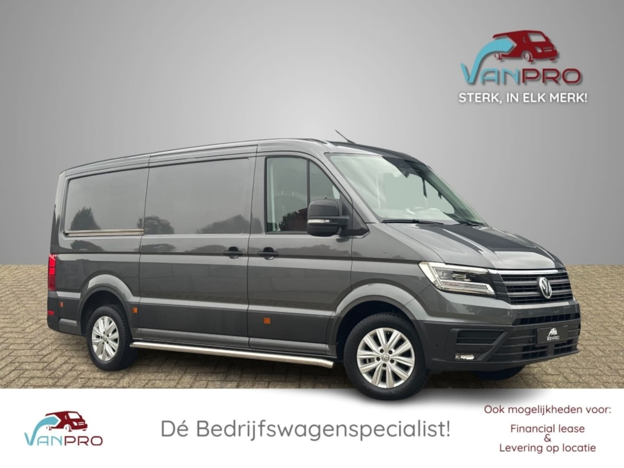 Volkswagen Crafter - 2.0 TDI 177PK DSG L3H2 / Dubbele schufideur / Navi / Trekhaak 3000KG / Ergo Comfortstoelen - AutoWereld.nl