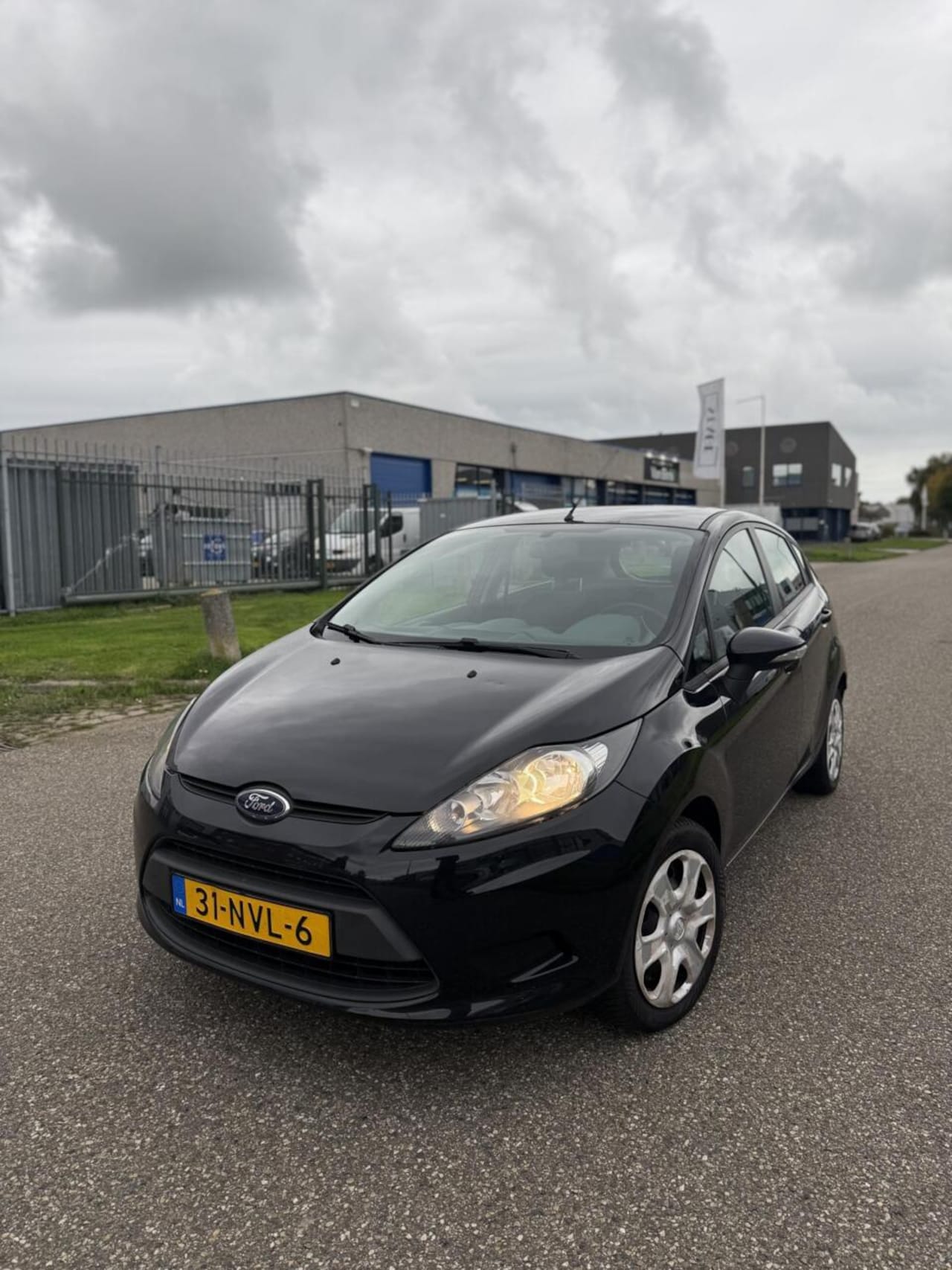 Ford Fiesta - 1.25 Limited 5-DRS Airco Nieuwe distributieriem - AutoWereld.nl