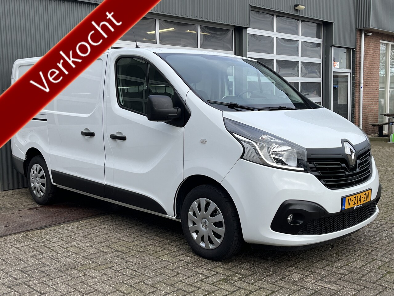 Renault Trafic - 1.6 dCi 126 PK L1H1 BPM vrij Airco Cruise Controle 3 persoons Trekhaak 2500kg Euro 6 Deale - AutoWereld.nl