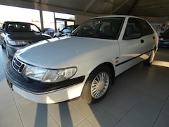 Saab 900 - 2.0 S Automaat