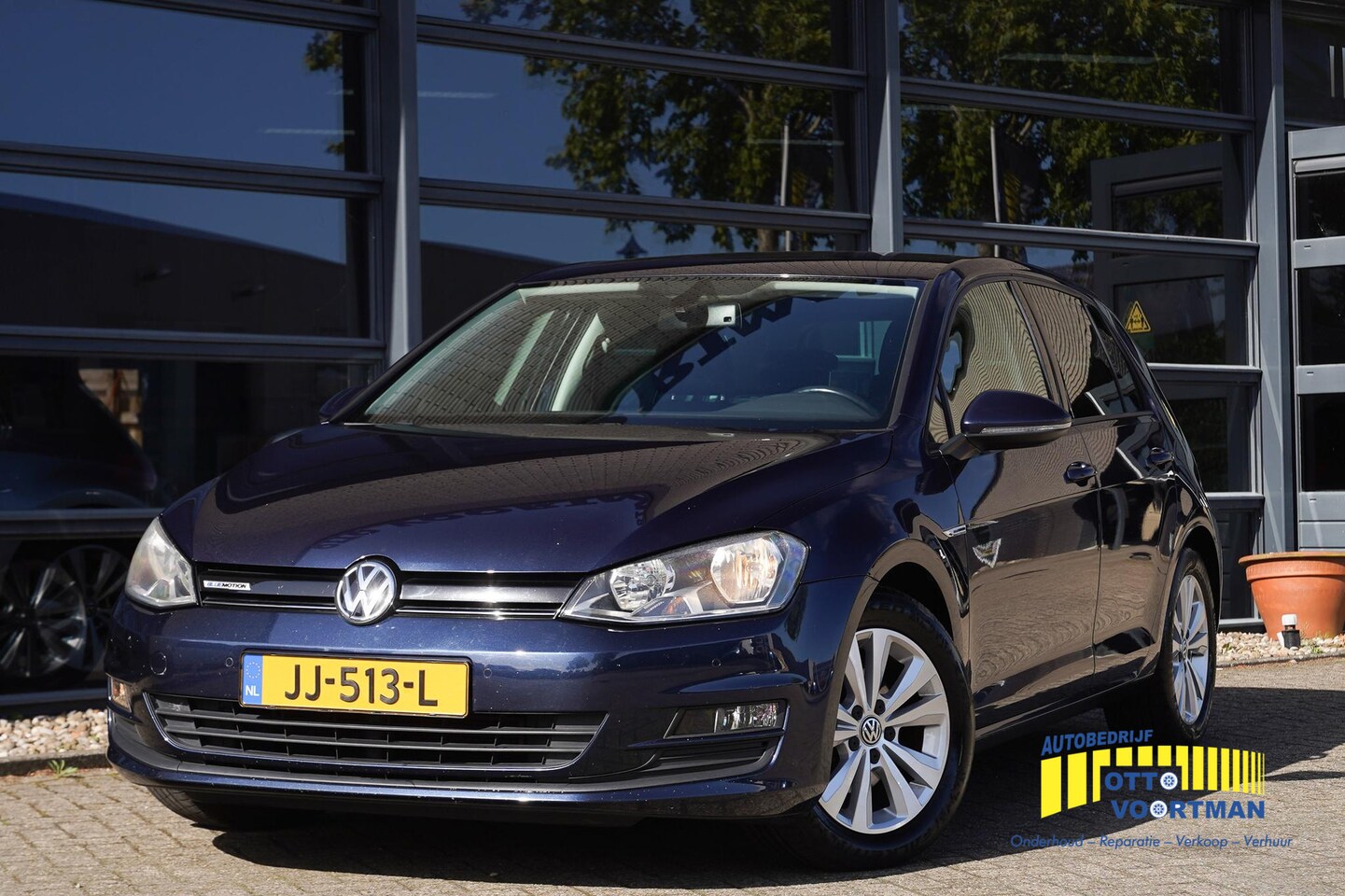 Volkswagen Golf - 1.0 TSI Comfortline |Trekhaak|Sportstoelen|Zuinig - AutoWereld.nl