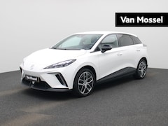 MG 4 - 4 MG4 64 kWh Luxury | Apple Carplay / Android Auto | Camera | Climate Control | Navigatie