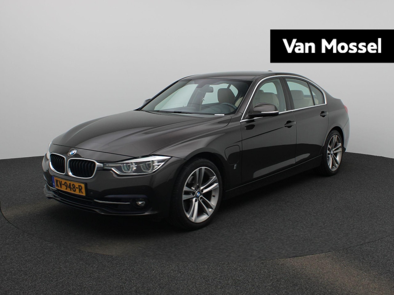 BMW 3-serie - 330e Centennial High Executive 330e Centennial High Executive - AutoWereld.nl