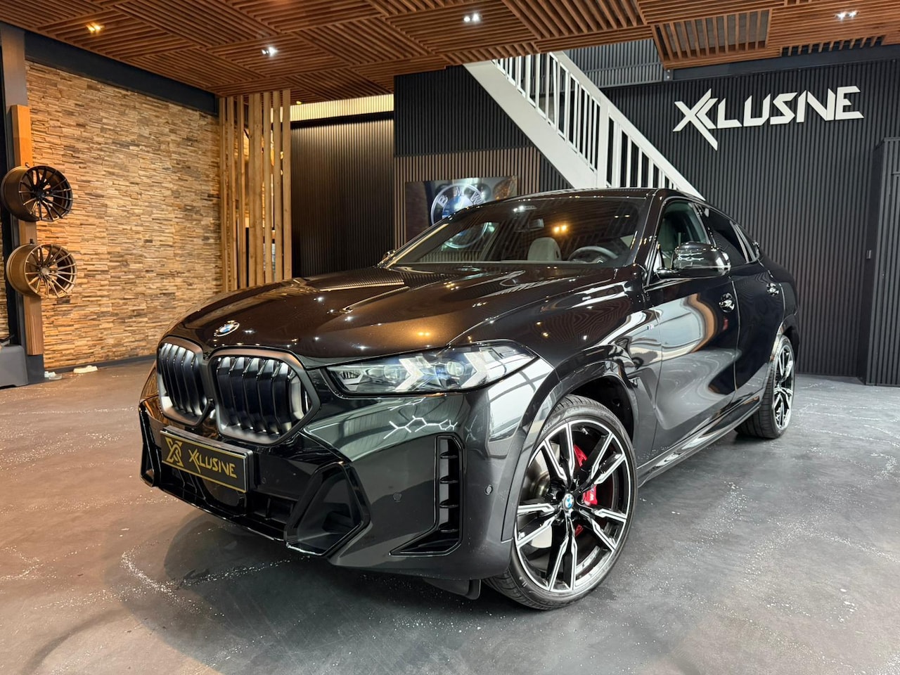 BMW X6 - XDrive30d M SPORTPAKKET LUFT LED PANO HUD SILVERSTONE - AutoWereld.nl