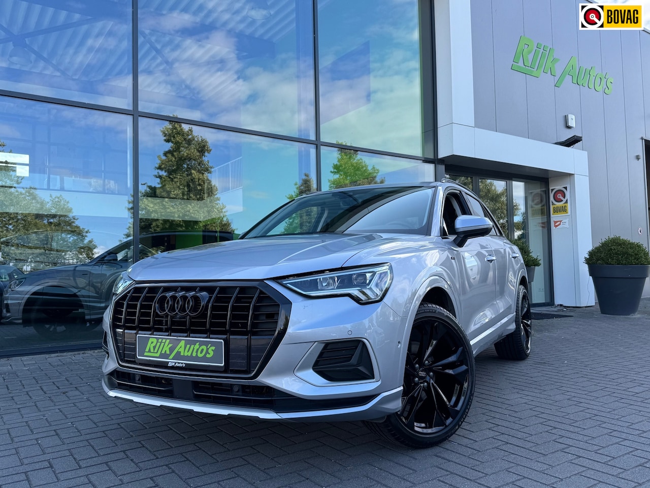 Audi Q3 - 35 TFSI Advanced * Matrix Led * Leder * 360 Camera * Keyless - AutoWereld.nl