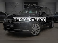 Volkswagen Tiguan - 1.4 TSI 4Motion Highline DSG * Pano - Virtual - 20" - Keyless - ACC - LED - App