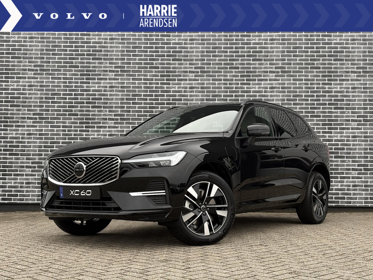 Volvo XC60 - 2.0 T6 Plug-in hybrid AWD Essential | Climate pack | Driver Assist | Getint glas | 19" lic - AutoWereld.nl