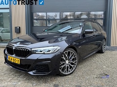 BMW 5-serie Touring - 530e xDrive | M Pakket | 360 Cam | 20''