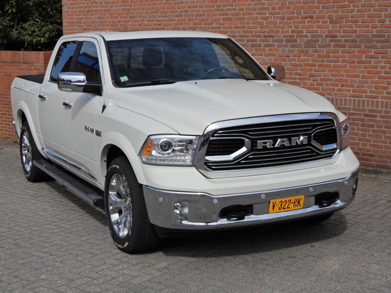 Dodge Ram - 5.7 V8 QUAD CAB 6'4  limited Hemi automaat 40.000km - AutoWereld.nl