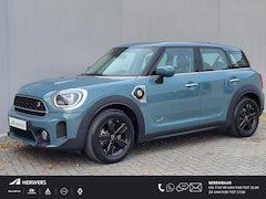 MINI Countryman - 2.0 Cooper S E ALL4 Essential Automaat / Navigatie / Camera / Headup Display / Verwarmde v