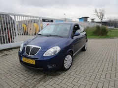 Lancia Y(psilon) - Ypsilon 1.4 Oro, nw apk
