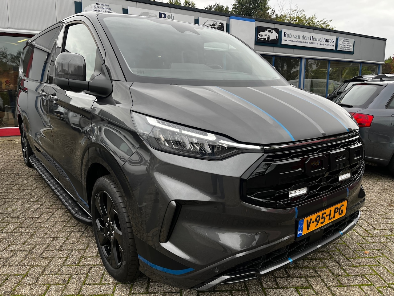 Ford Transit Custom - 170 PK AUT L2H1 Sport DUBBELE CABINE - AutoWereld.nl