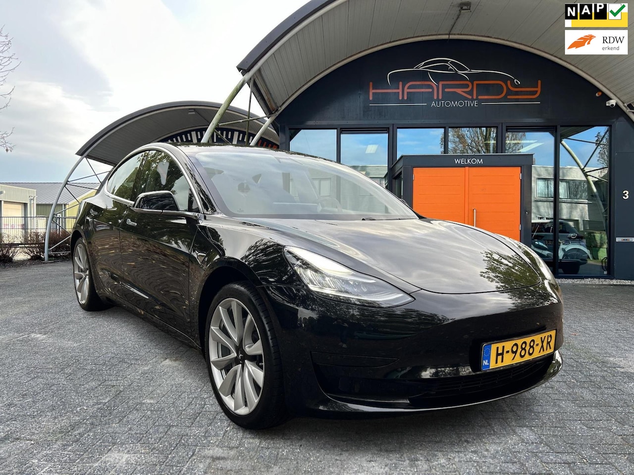 Tesla Model 3 - Standard RWD Plus 60 kWh Trekhaak (1.000kg) SOH 87% 19 INCH Velgen Rijklaarprijs! - AutoWereld.nl