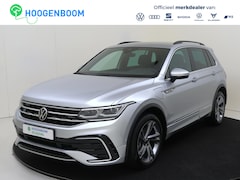 Volkswagen Tiguan - 1.4 TSI eHybrid R-Line Business | Parkeerassistent | Dodehoek detectie | Keyless | Navigat