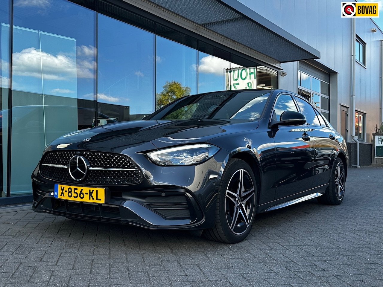 Mercedes-Benz C-klasse - 300 e AMG Line|Origineel NL|1e Eigenaar|Pano|Night Pakket|360 Camera|Topstaat - AutoWereld.nl