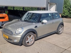 MINI Cooper - 1.6 met werk