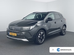 Opel Grandland - 1.2 Turbo Ultimate TREKHAAK 1400KG GEREMD | Achteruitrijcamera | Alcantara bekleding | App