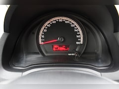 Volkswagen Up! - 1.0i "Sportive" Radio-CD - AUX - Airco