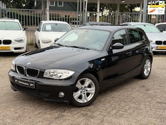 BMW 1-serie - 118i Executive|Ketting vervangen|Airco|Automaat|Nette staat
