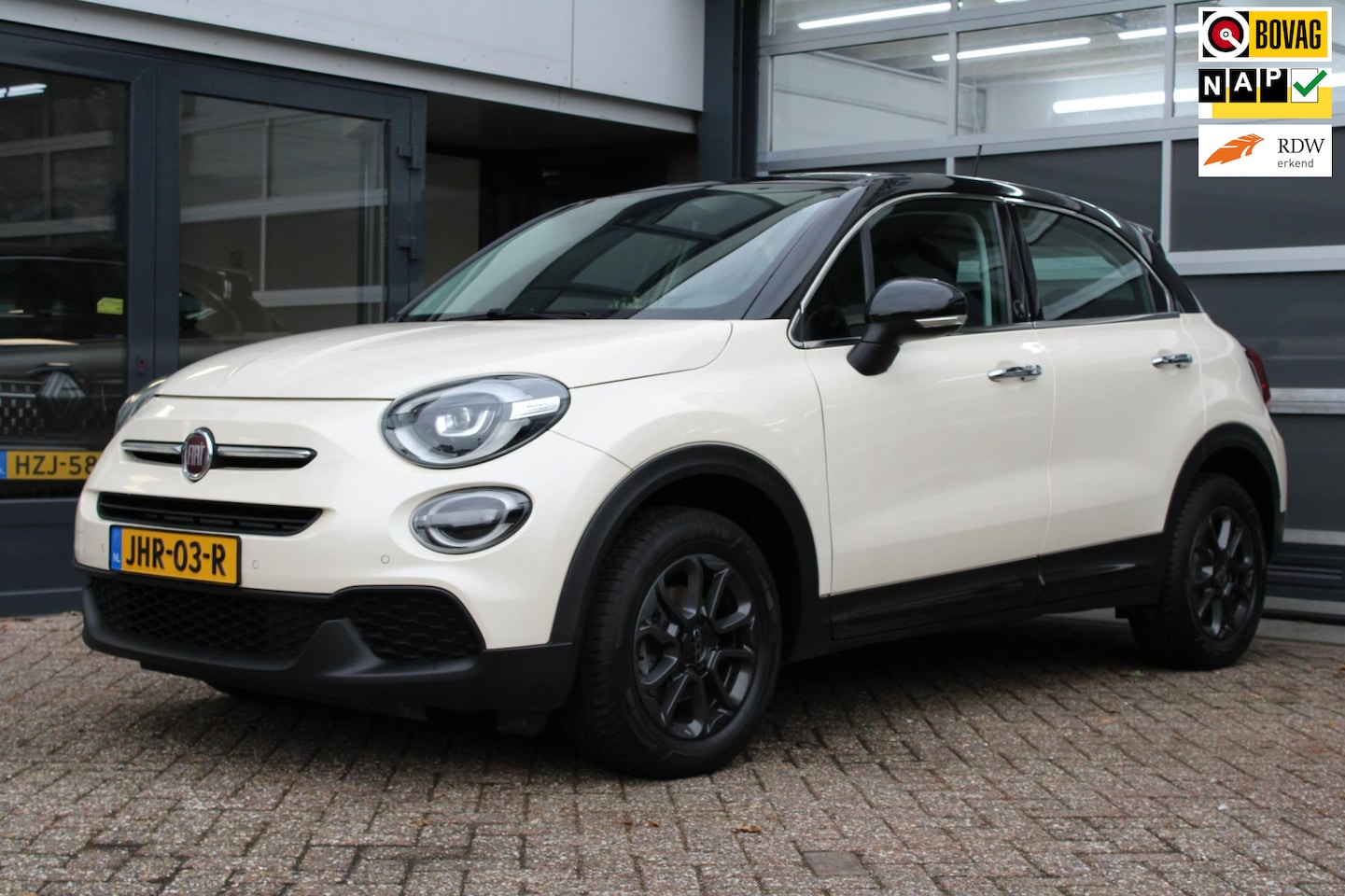 Fiat 500 X - 1.0 GSE Urban 120TH Edition 1.0 GSE Urban 120TH Edition - AutoWereld.nl