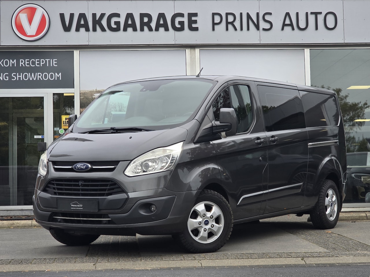 Ford Transit Custom - 290 2.0 TDCI L2H1 Limited |DUBBELE CABINE|MARGE GEEN BTW|TREKHAAK|CAMERA|ORG.NL|NAP| 3778 - AutoWereld.nl