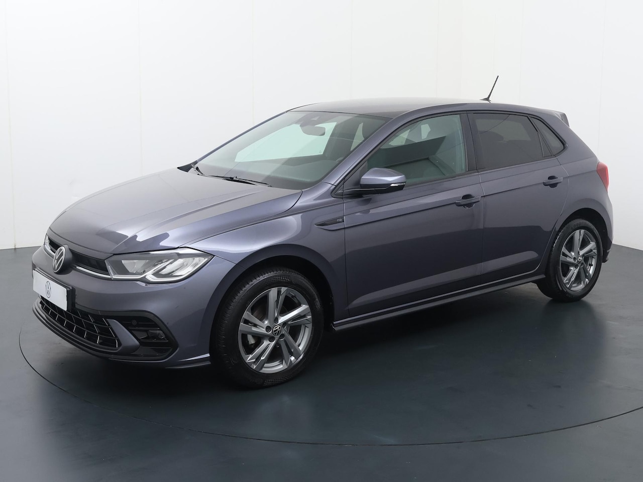 Volkswagen Polo - 1.0 TSI R-Line | 95 PK | Automaat | multifunctioneel stuurwiel | Digitaal cockpit - AutoWereld.nl