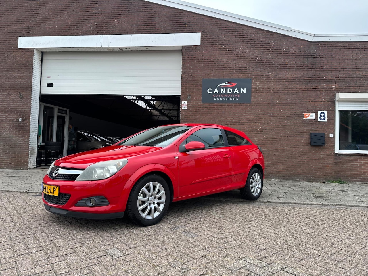 Opel Astra GTC - 1.6 Temptation | GTC | Airco | Cruisecontrol - AutoWereld.nl