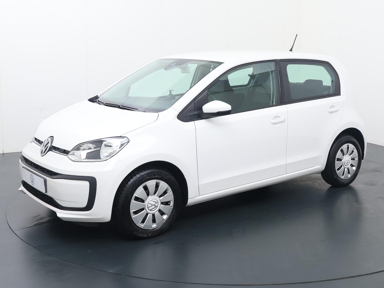 Volkswagen Up! - 1.0 BMT move up! | 60 PK | Airco | DAB+ radio | Buitenspiegels elektrisch instel- en verwa - AutoWereld.nl