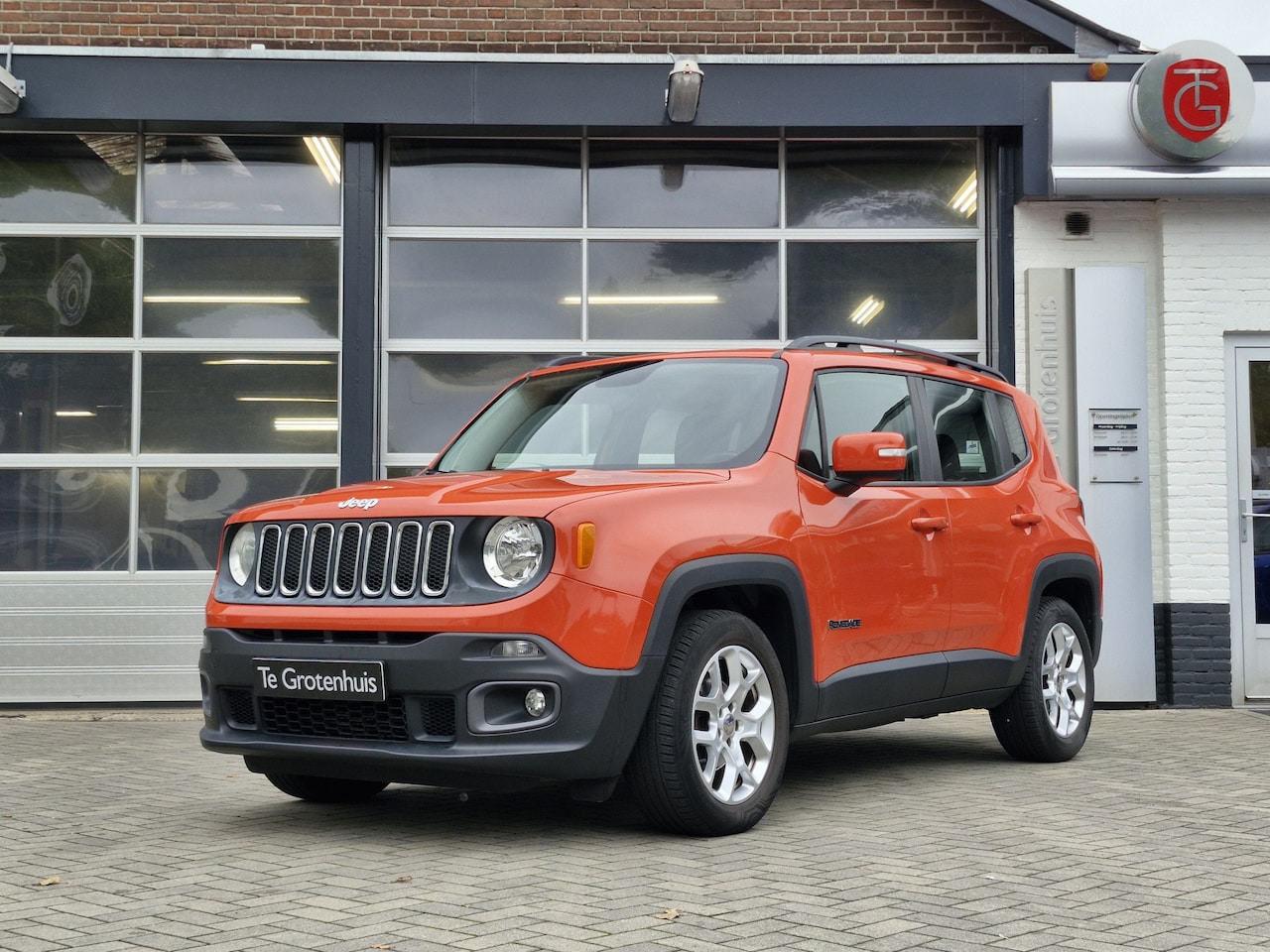Jeep Renegade - Longitude 1.4 140PK - AutoWereld.nl