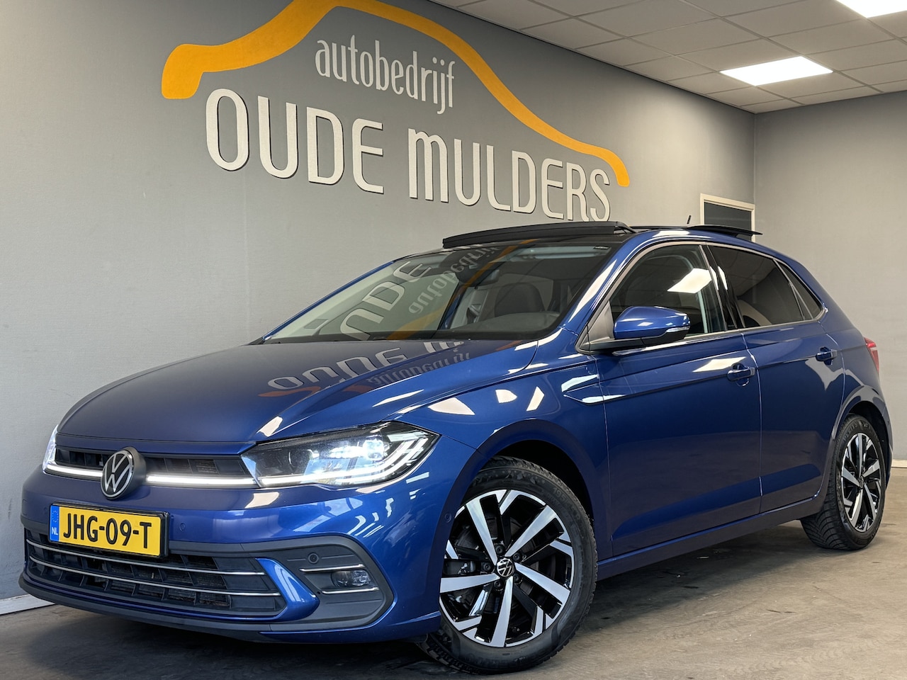 Volkswagen Polo - 1.0 Panoramadak/Stoelverwarming/IQ Light - AutoWereld.nl