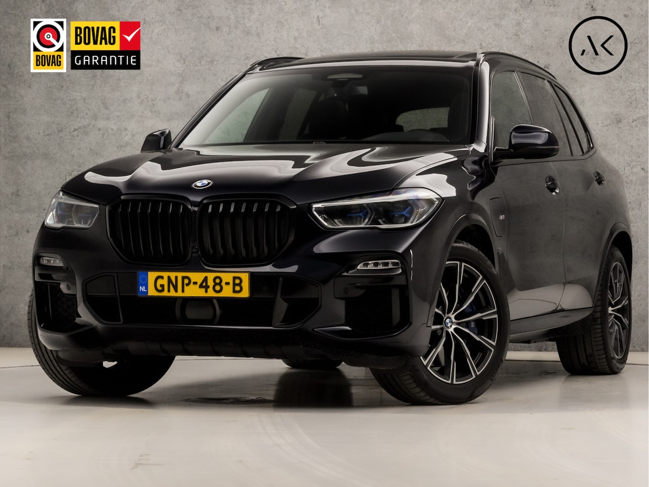 BMW X5 - xDrive45e M Sport High Executive 395Pk Automaat (PANORAMADAK, APPLE CARPLAY, LUCHTVERING, - AutoWereld.nl