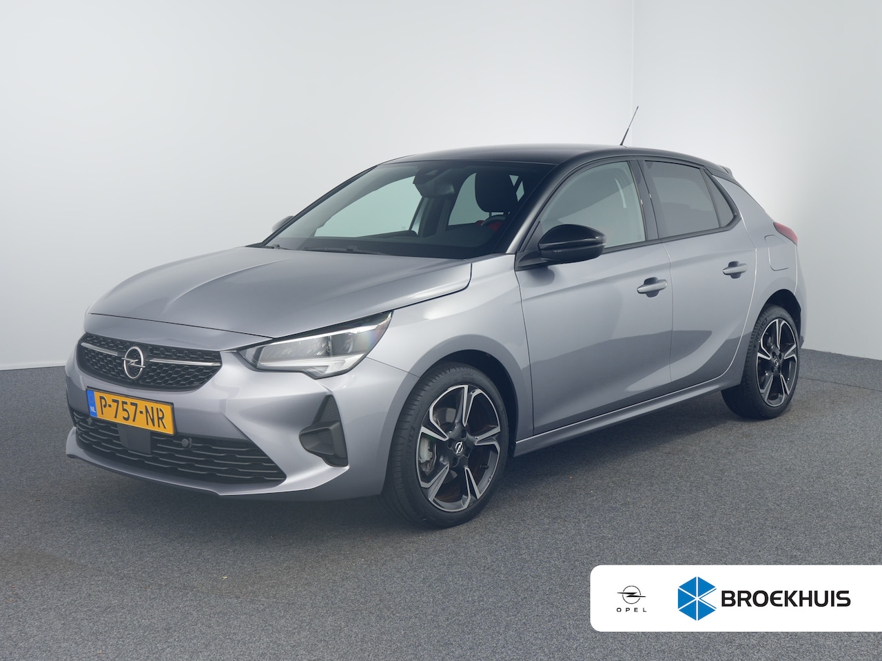 Opel Corsa - 1.2 GS Line | Cruise control | LED koplampen | Lichtmetalen velgen 17" - AutoWereld.nl