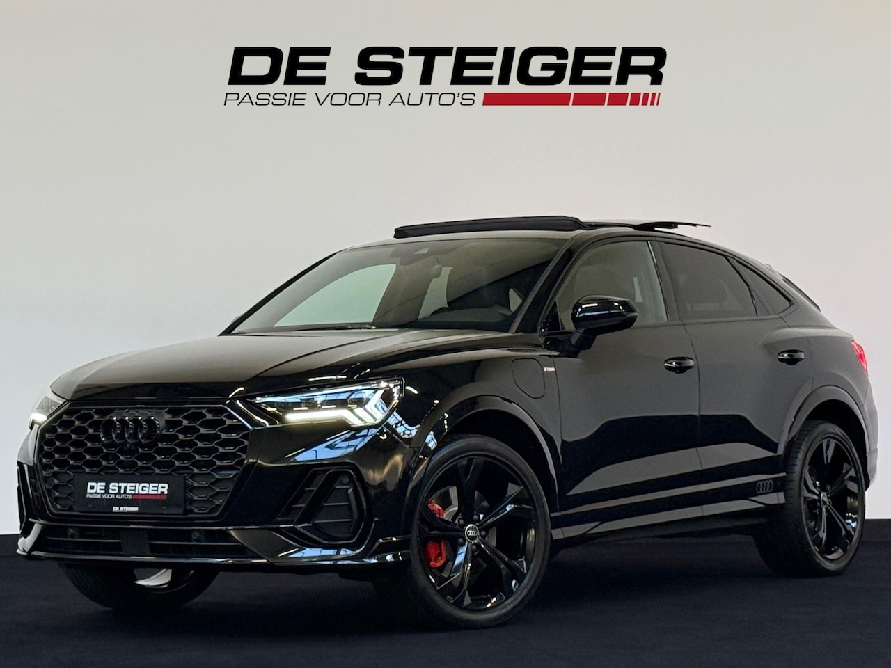 Audi Q3 Sportback - 45 TFSI e 3 x S-line Pano Sfeer Camera - AutoWereld.nl