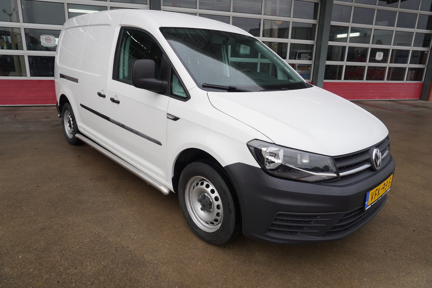 Volkswagen Caddy Maxi - 2.0 TDI L2H1 BMT Trendline Airco | Cruise - AutoWereld.nl