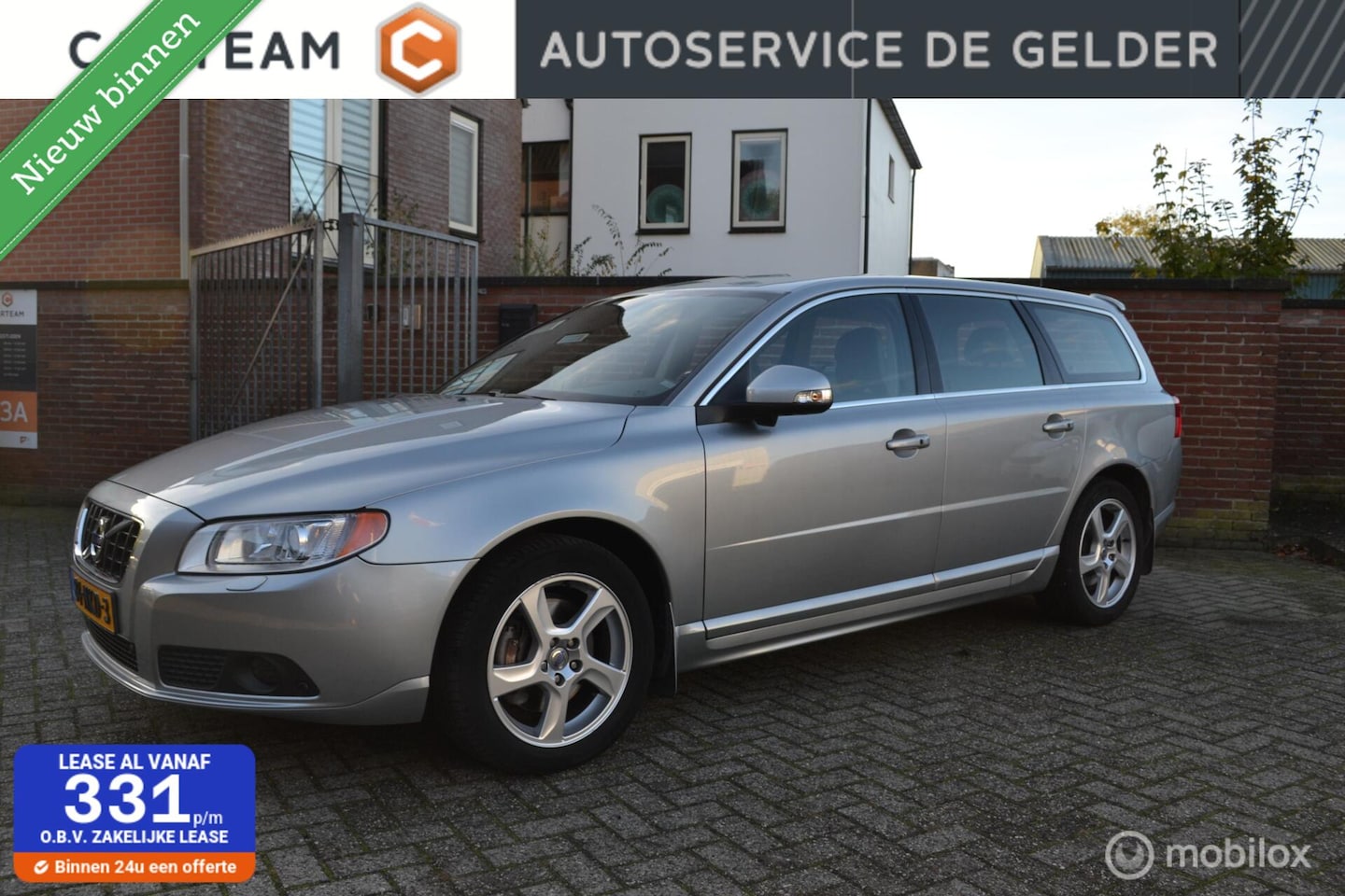 Volvo V70 - 3.2 Summum | Leer | BLIS | Xenon | Trekhaak | Keyless | Alarm |Youngtimer - AutoWereld.nl
