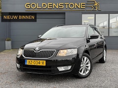 Skoda Octavia Combi - 1.2 TSI Greentech Style Navi, Clima, Cruise, PDC V+A, Stoelverwarming, Bluetooth, APK tot