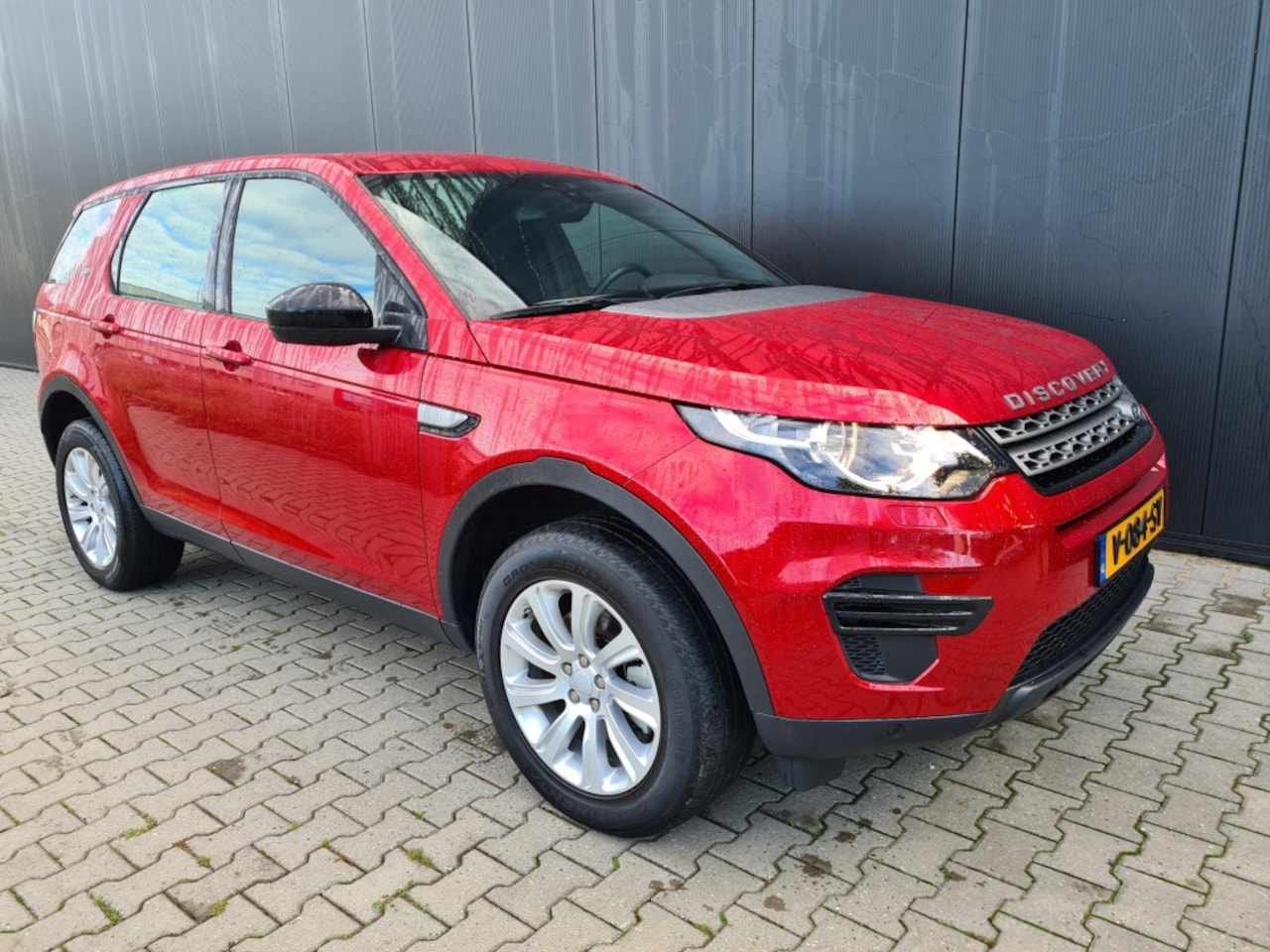 Land Rover Discovery Sport - 2.0 TD4 Grijskenteken - AutoWereld.nl