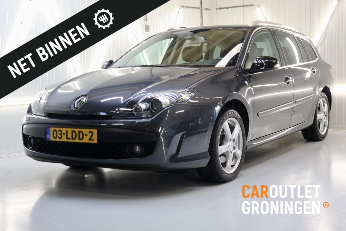 Renault Laguna Estate - 2.0 16V Dynamique | XENON | PDC | TREKHAAK - AutoWereld.nl