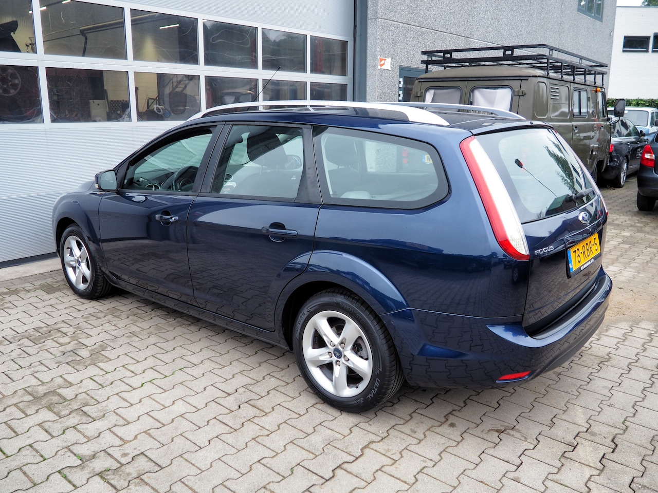 Ford Focus Wagon - 1.6 16V Comfort AIRCO CRUISE LM VELGEN