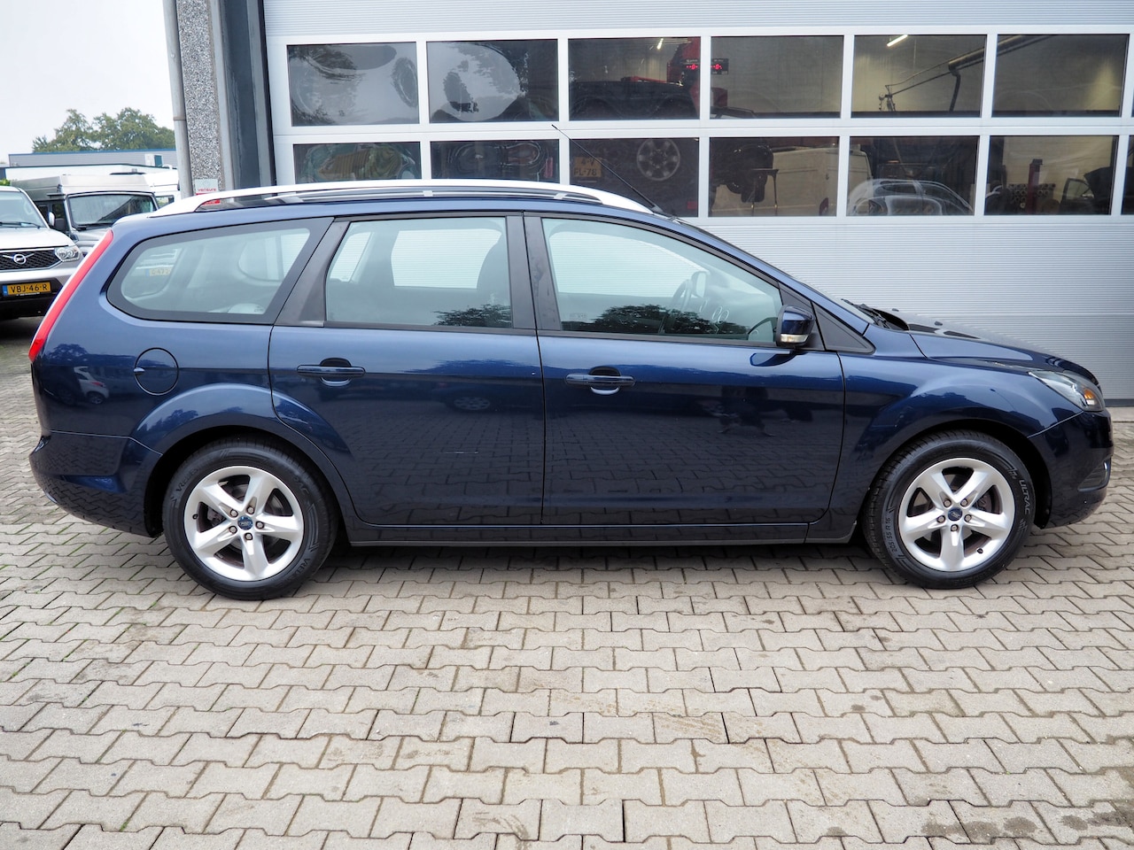Ford Focus Wagon - 1.6 16V Comfort AIRCO CRUISE LM VELGEN