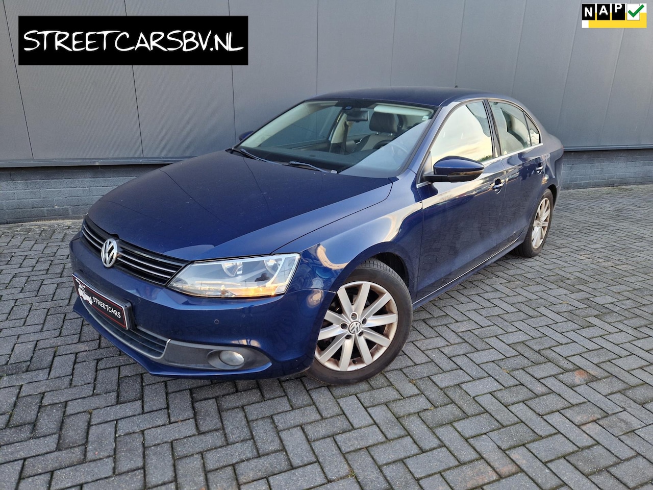 Volkswagen Jetta - 1.6 TDI Highline BlueMotion /Export - AutoWereld.nl