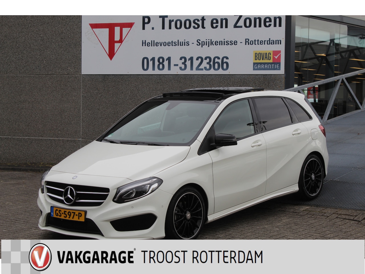 Mercedes-Benz B-klasse - 180 AMG Night edition Automaat Nederlandse auto/Panoramadak/Navigatie/Airco/Cruise control - AutoWereld.nl