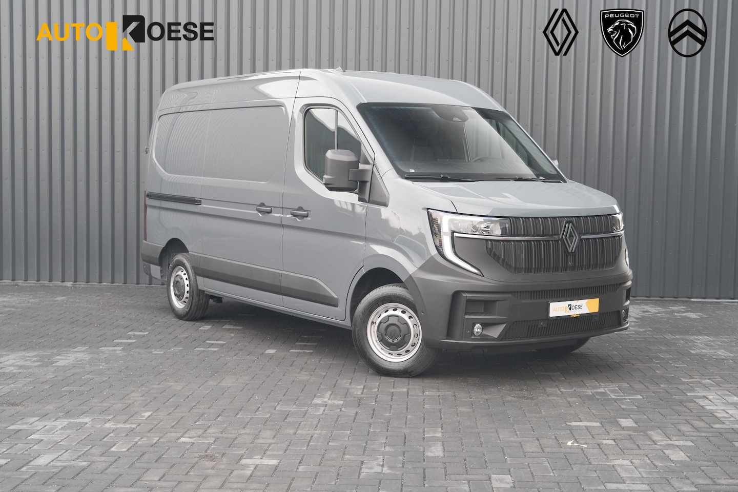 Renault Master - T35 2.0 dCi 150 L2H2 Extra | Trekhaak | Camera | Vloerplaat | Apple Carplay - AutoWereld.nl