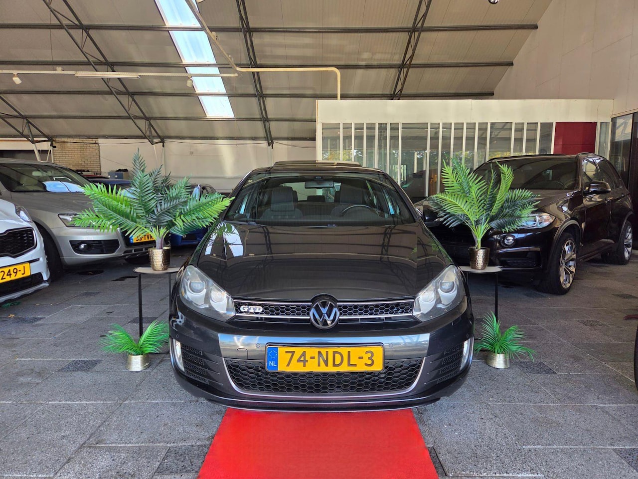 Volkswagen Golf - 2.0 GTD 125KW 5DR PANO! 2010 - AutoWereld.nl