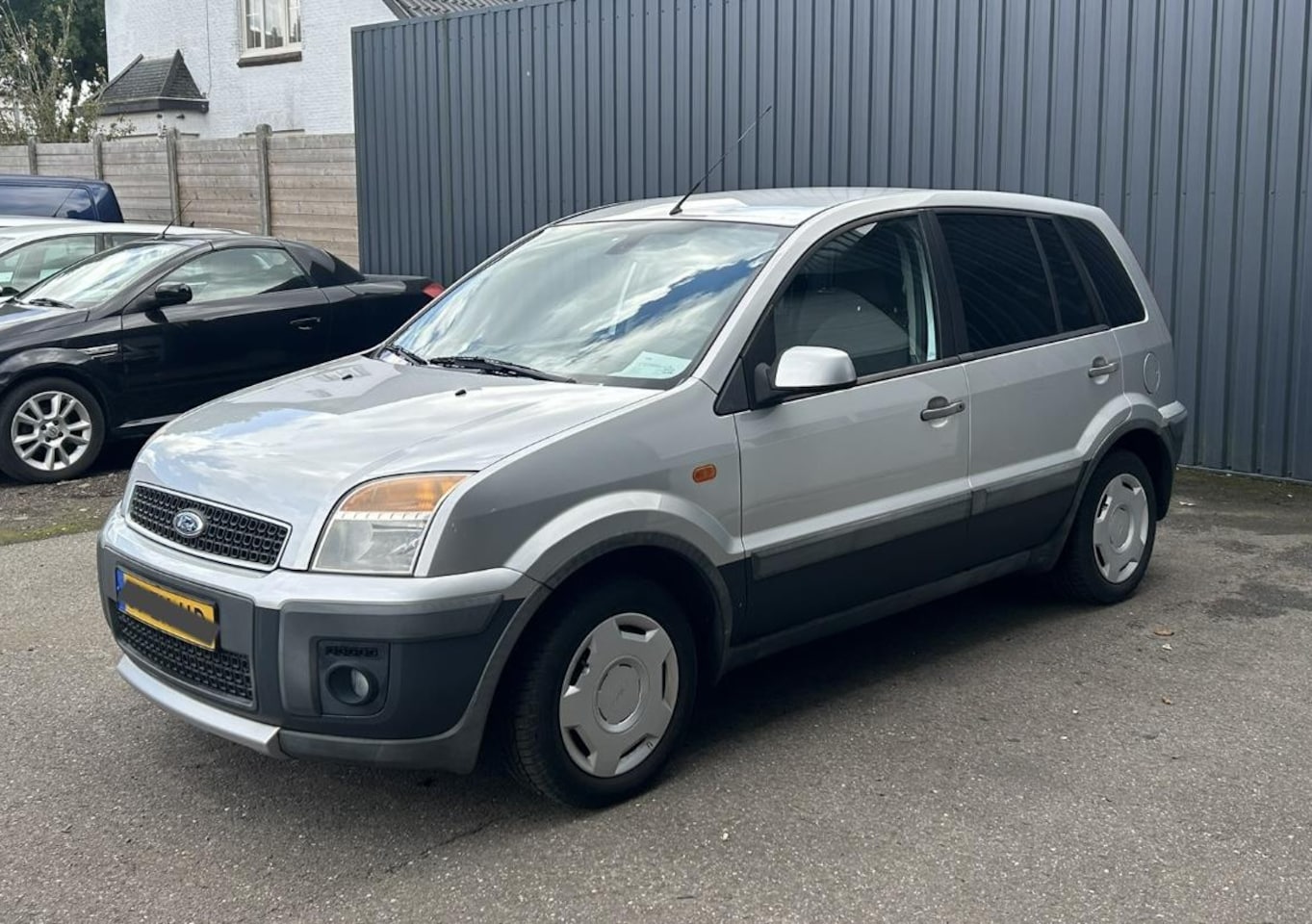 Ford Fusion - 1.6-16V Crossroad 1.6-16V Crossroad - AutoWereld.nl