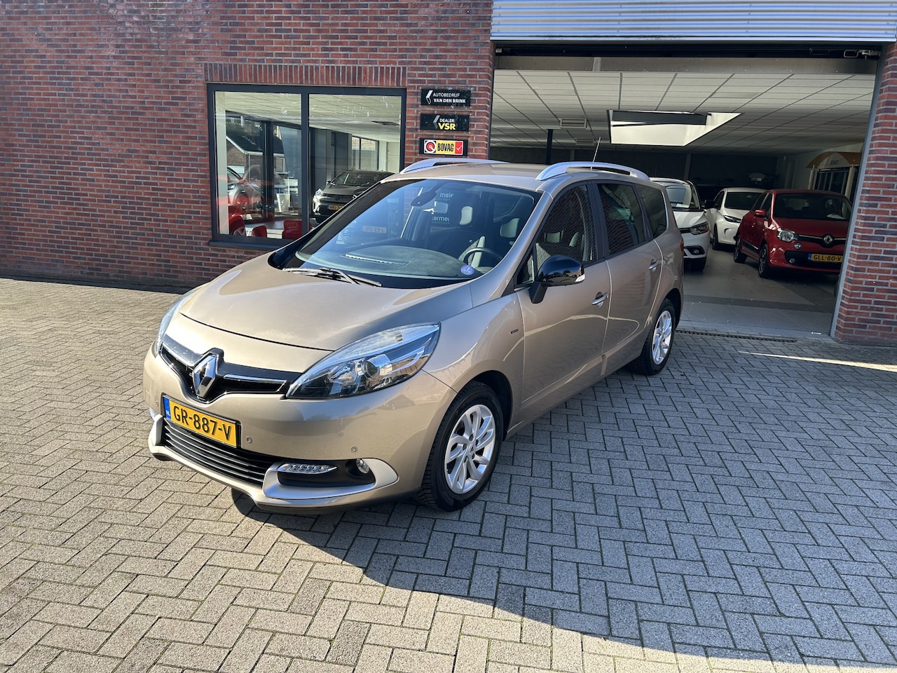 Renault Grand Scénic - 1.2 TCe Limited 1.2 TCe Limited - AutoWereld.nl
